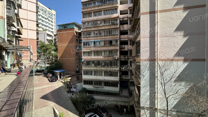 阳光小区外景图