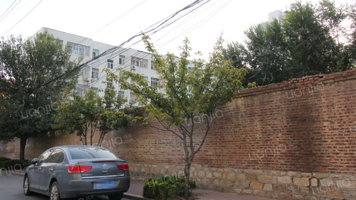 潍坊学院南校区东院生活区外景图