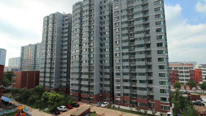 辉高宜辉现代城一期外景图