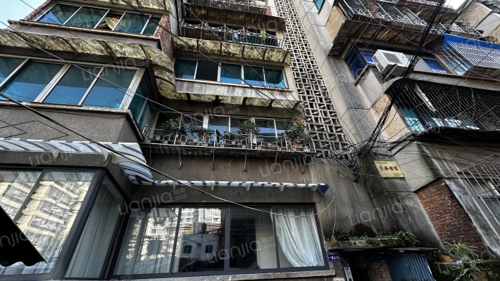 沙滩巷18号外景图