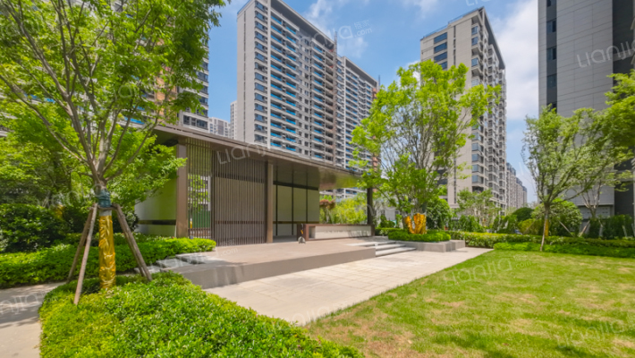 中奥天樾府外景图