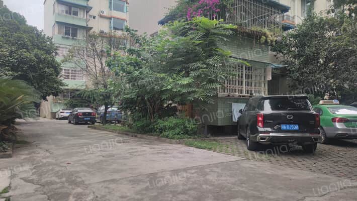 人民银行家属院外景图