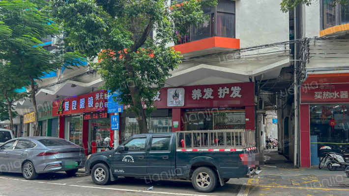 细市后街外景图