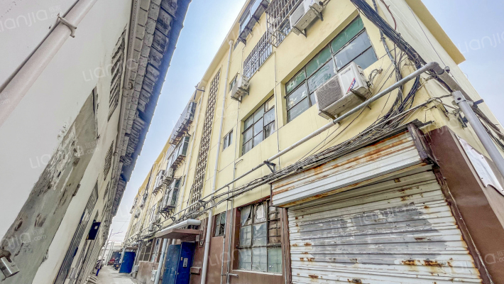 灵山大街255号外景图