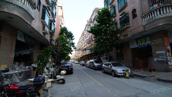 亚太新城富华苑外景图