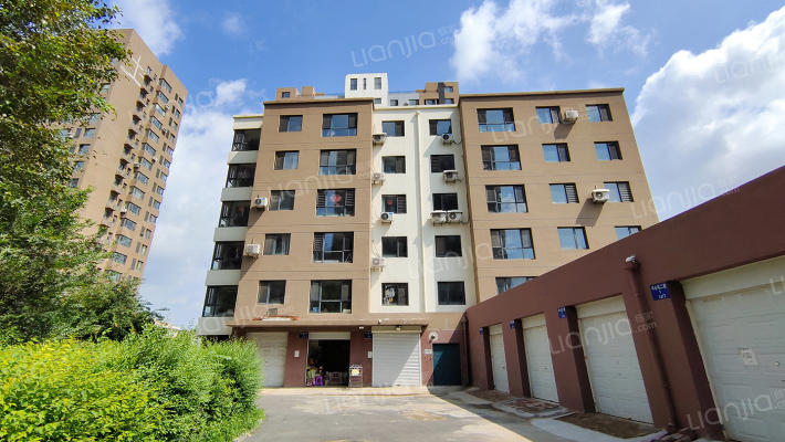 恒润怡沁园外景图