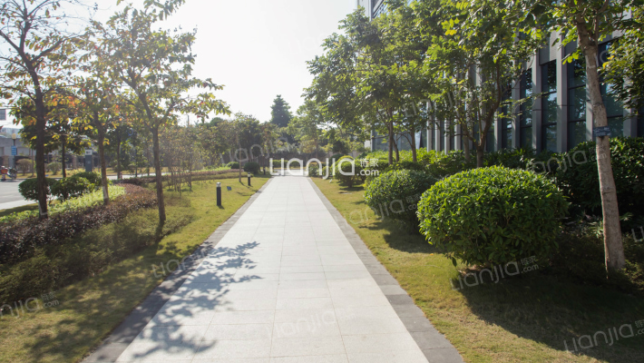 广电平云广场外景图