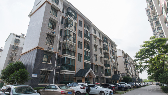 江北第一府还建小区外景图