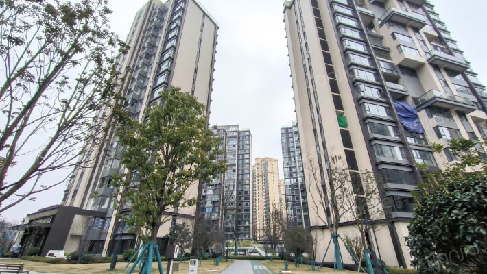 金科九华粼云外景图