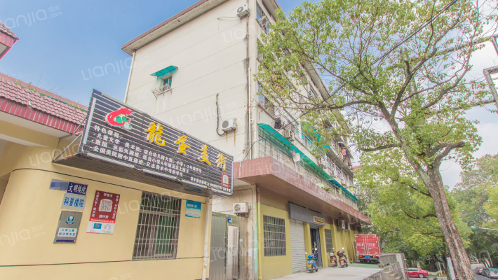 春晖路298号外景图