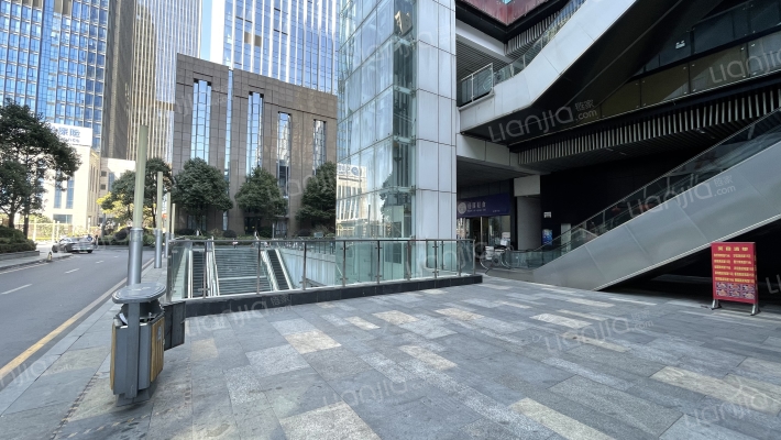 中天会展城B区金融商务区东区外景图