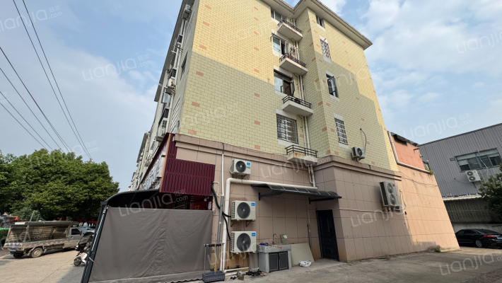 直埠财富公寓外景图