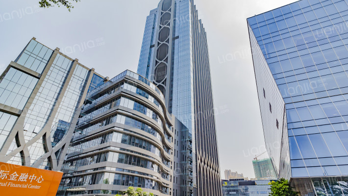 智富大厦外景图