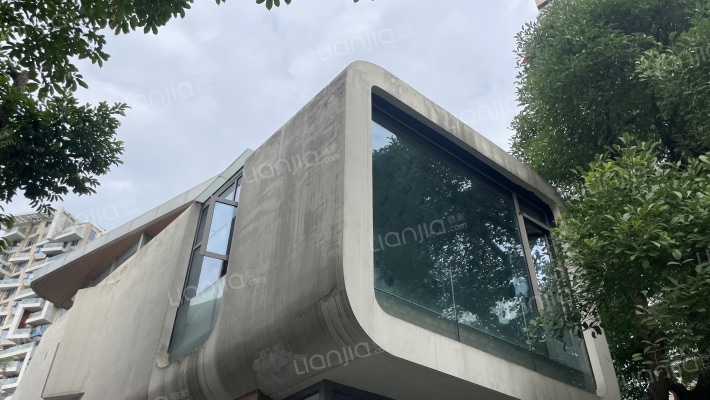 麓湖生态城隐溪岸外景图