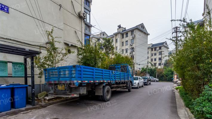 杨枝三村外景图