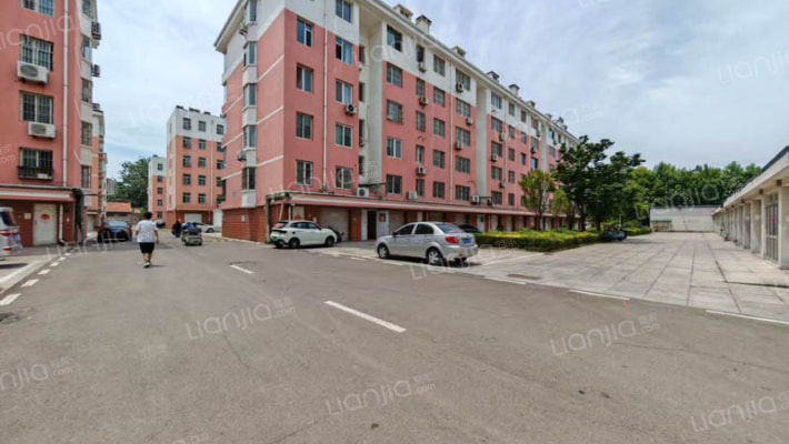 政亨育新苑小区外景图