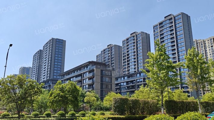 绿城九龙仓桂语江南外景图