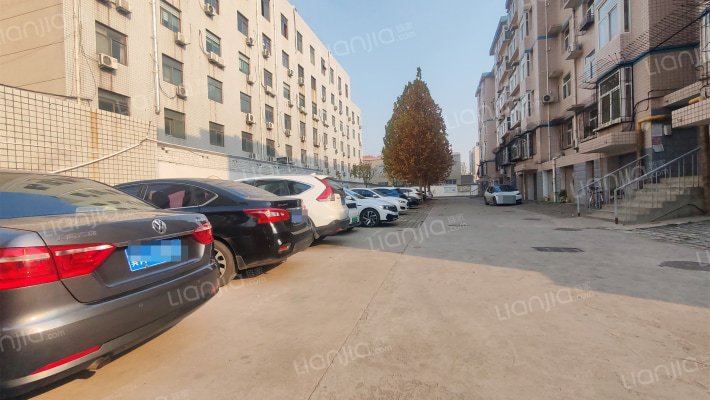 鹿泉区质检局宿舍外景图