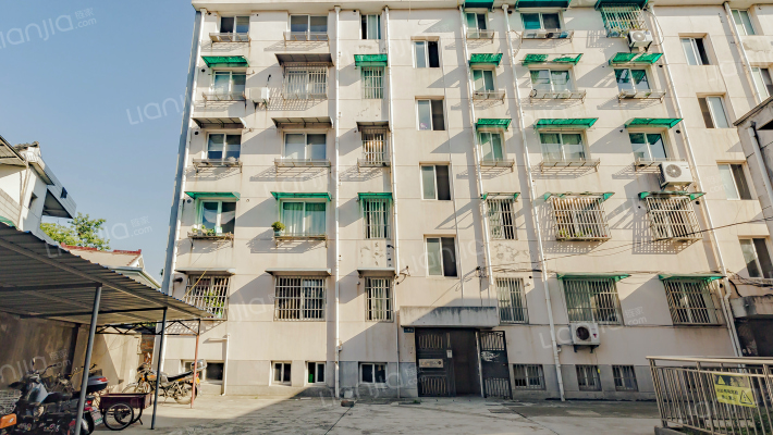 南漪路一百五十七号院外景图