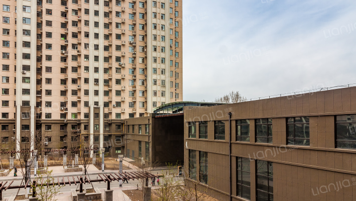 吉森春城外景图