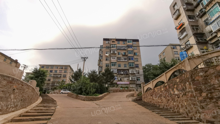 阳春小区外景图