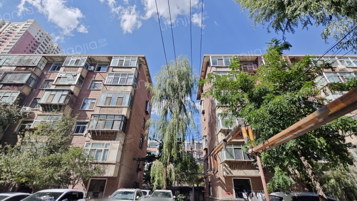 会宁路和平小区外景图