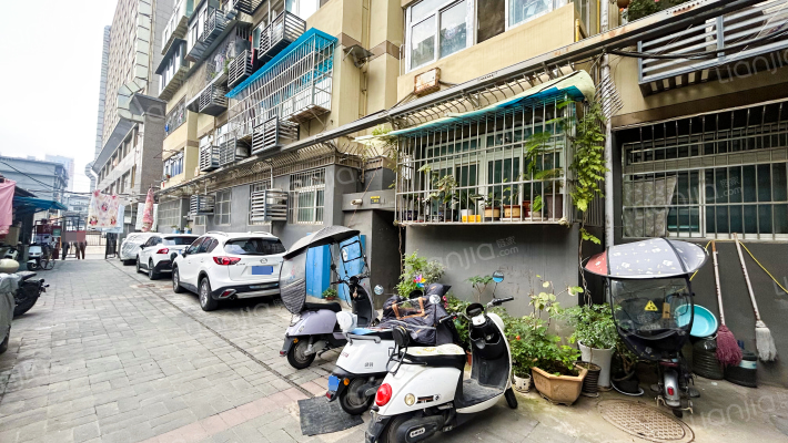 天坛家属院外景图