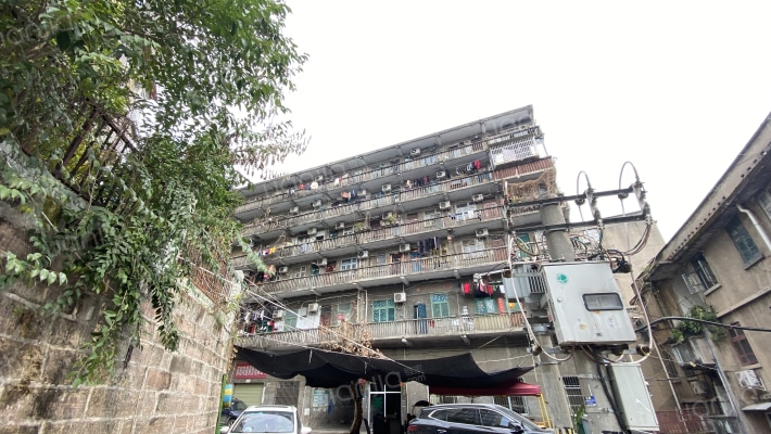 油化厂宿舍外景图