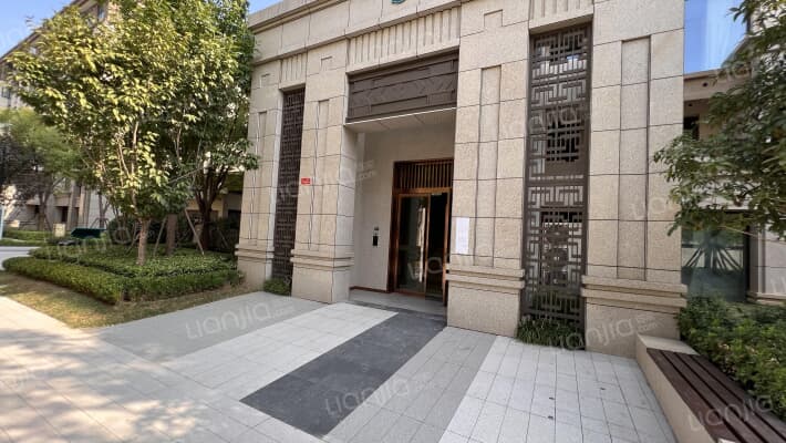 雅居乐天域花园外景图