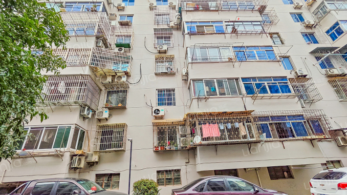 花亭小区外景图