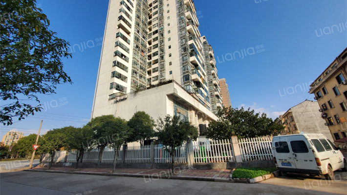 滨江花园外景图