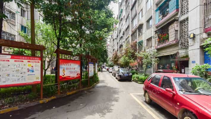 鋁兴社区和谐大院外景图