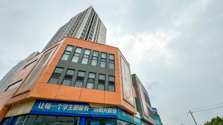 新兴时代广场外景图