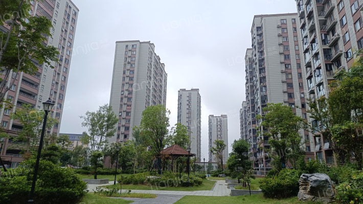 百和家园外景图