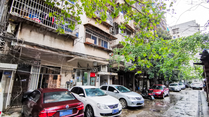 南湖路宿舍外景图