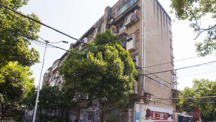 中清路铁路家属院外景图