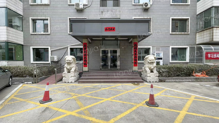 晋府公寓外景图