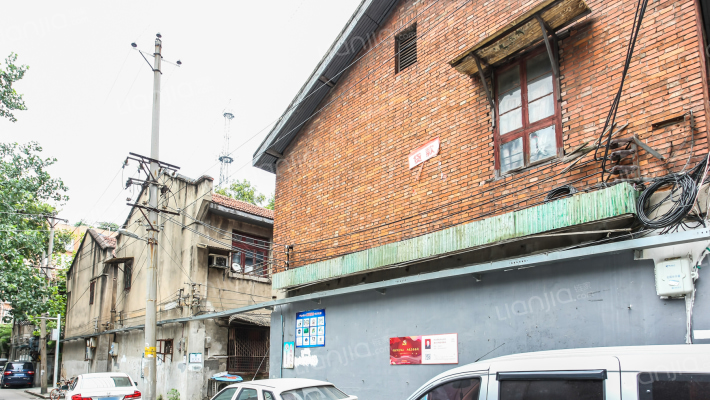 积玉桥后街4号兴松园小区外景图