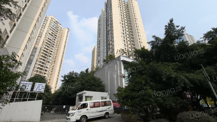 卓润新丽居外景图