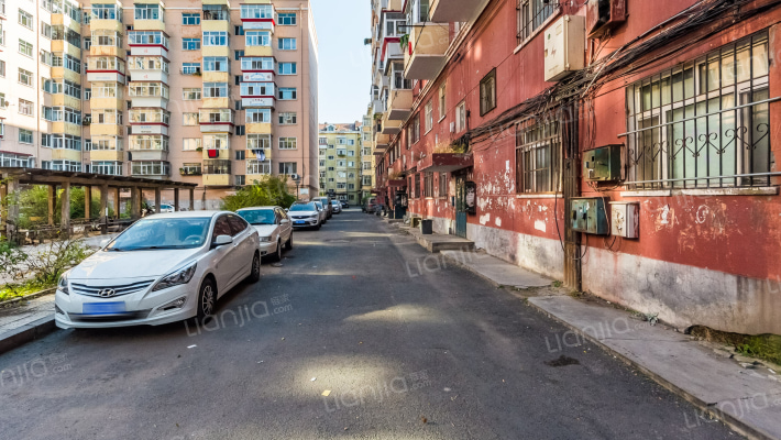 林机小区外景图