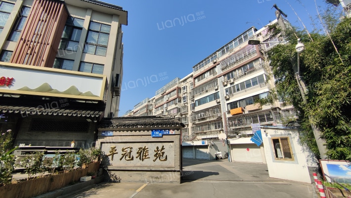 青果路130号小区外景图