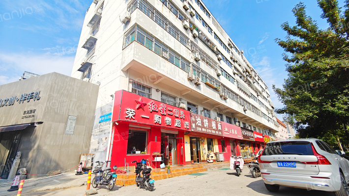 地毯厂小区外景图