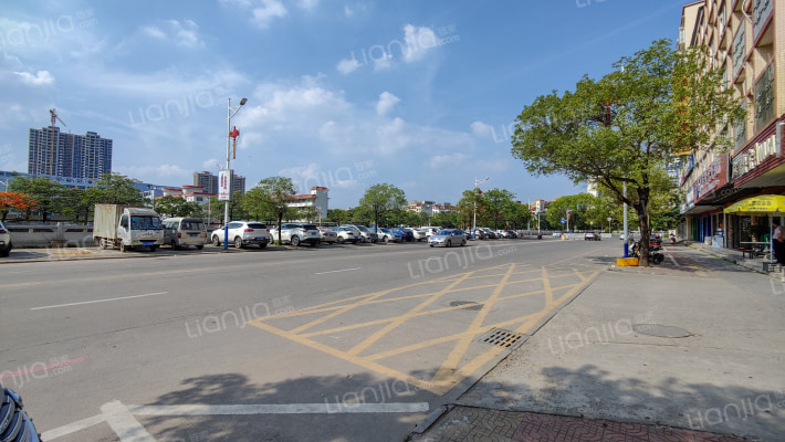 升辉花园外景图