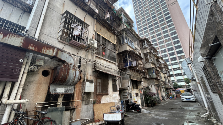 关闸北街外景图