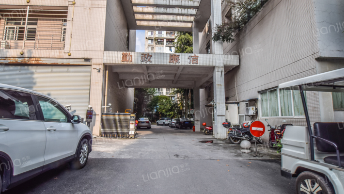 卢作孚路437号外景图