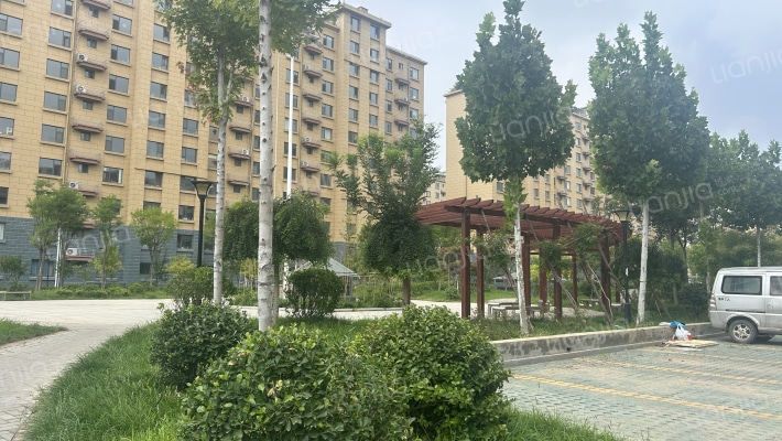 阳光康城外景图