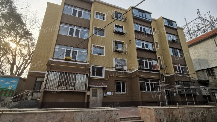 39中哈尔滨街外景图