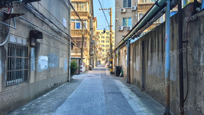 人民东路155弄外景图