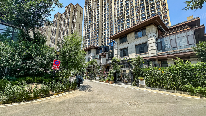 中建长清湖瑜园外景图