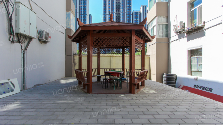 享堂西街北二条一院外景图